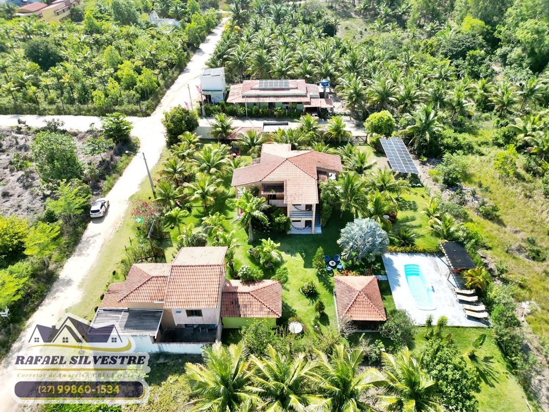 Vista aérea lateral esquerda Pousada a venda em Costa Dourada BA